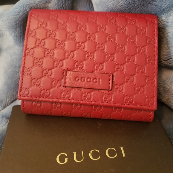 *sold* Guccissima Signature Tri-fold Red Wallet - Picture 1 of 8